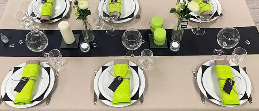 Grøn/Sort Borddækning